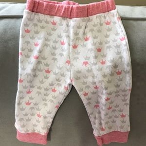 Soft and comfy pants with princess crown print.